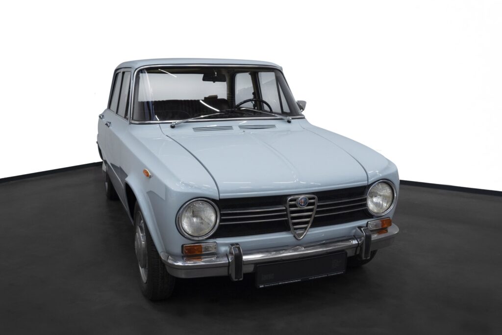 Alfa Romeo Giulia 1300ti