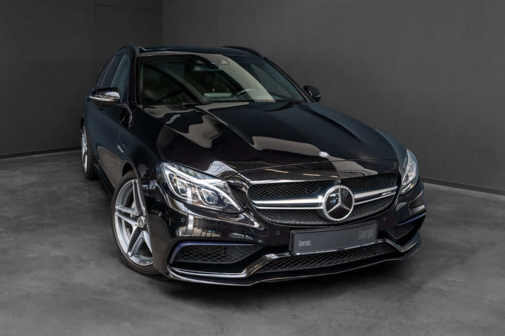 Mercedes-Benz C63 AMG T