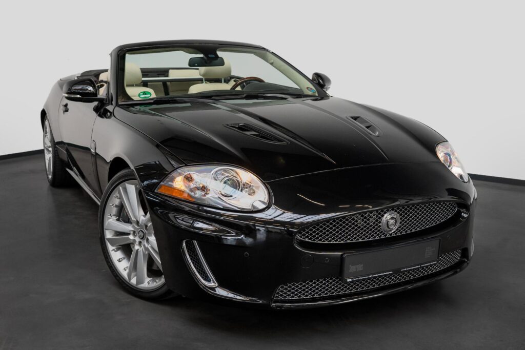 Jaguar XKR