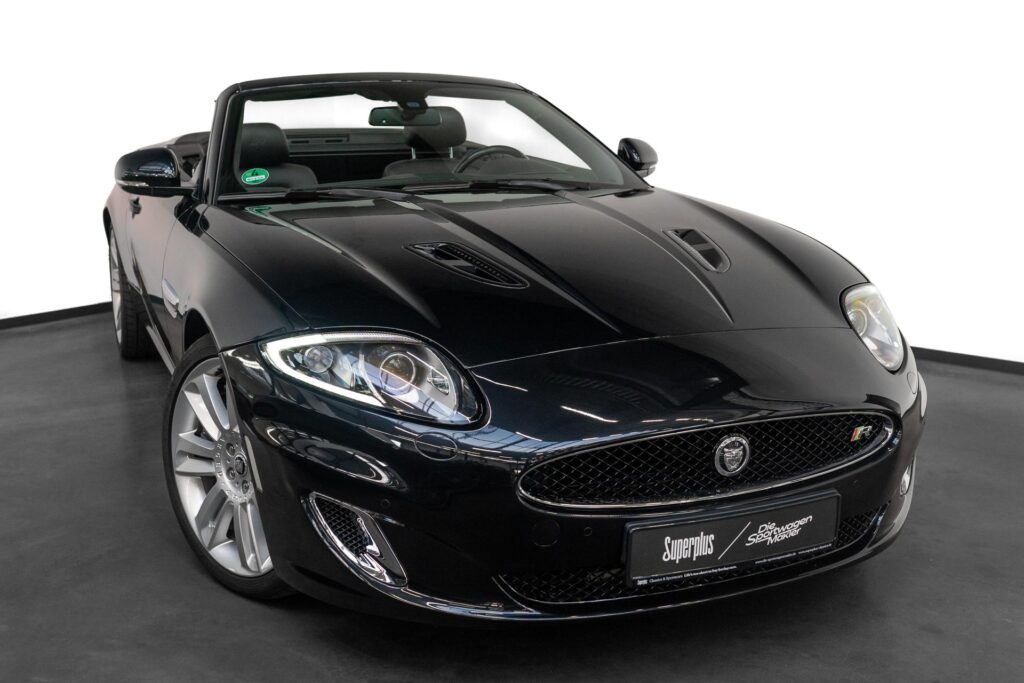 Jaguar XKR