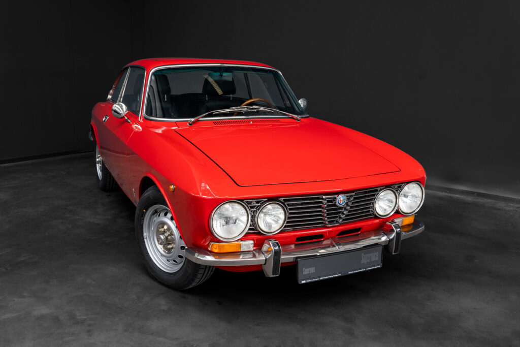 Alfa Romeo 2000 GTV Bertone