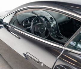 Aston Martin V8 Vantage Innenraum