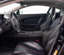 Aston Martin V8 Vantage Fahrersitz Leder