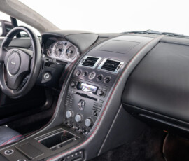 Aston Martin V8 Vantage Amaturenbrett Leder