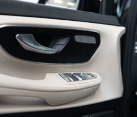 Mercedes-Benz V 250 Marco Polo AMG Küche 4Matic Fahrertür detail