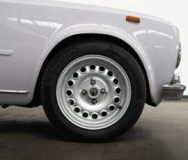 Alfa Romeo Giulia 1600 Faltdach Felge Detail
