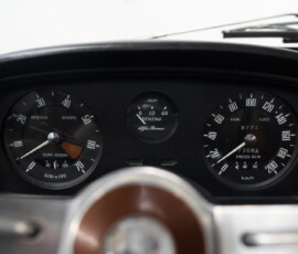 Alfa Romeo Giulia 1600 Faltdach Detail Amaturen