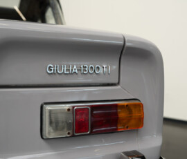 Alfa Romeo Giulia 1600 Faltdach Detail Rücklicht