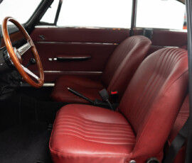 Alfa Romeo GT 1300 Junior Fahrersitz