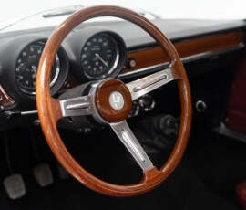 Alfa Romeo GT 1300 Junior Holzlenkrad Detail